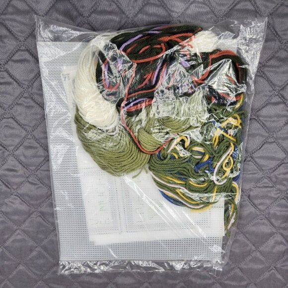 Mary Maxim Butterfly Butterflies Tissue Box Cover Plastic Canvas Kit NEW - Picture 3 of 3